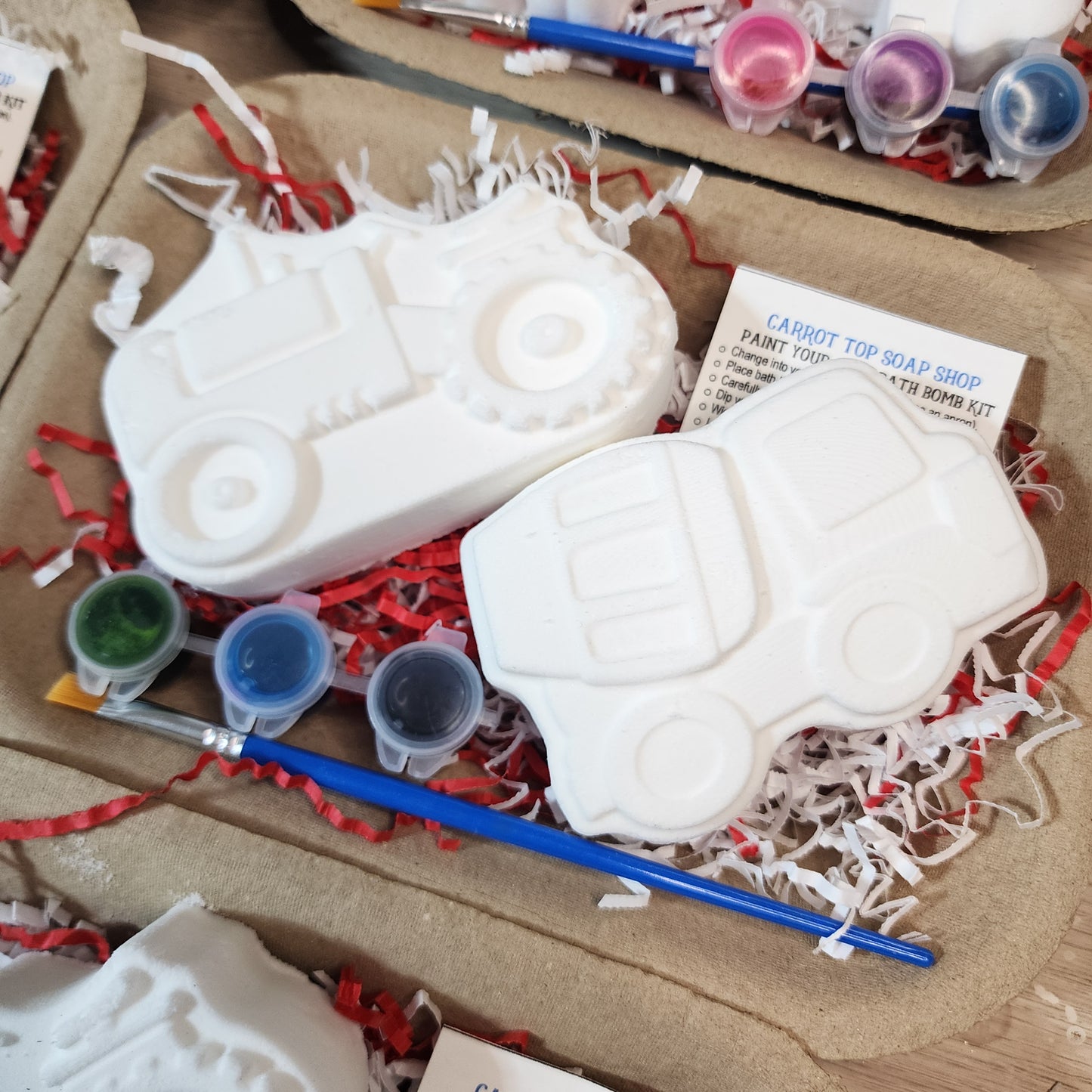 Paint Your Own Bath Bomb Kit - Tractor