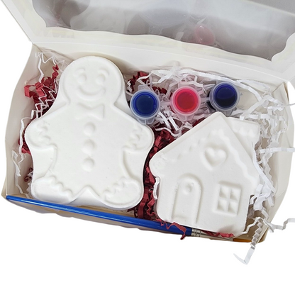 Paint Your Own Bath Bomb Kit - House/Gingerbread