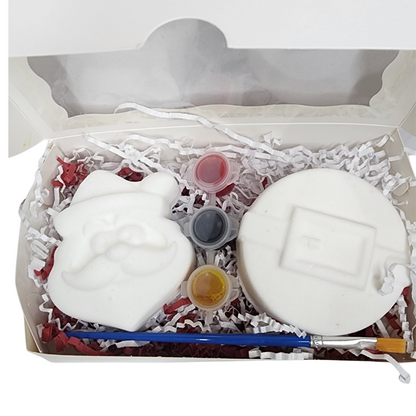 Paint Your Own Bath Bomb Kit - Santa's Belt/Santa